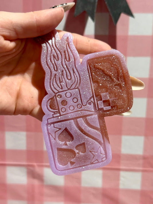 RTS lips spade lighter insert