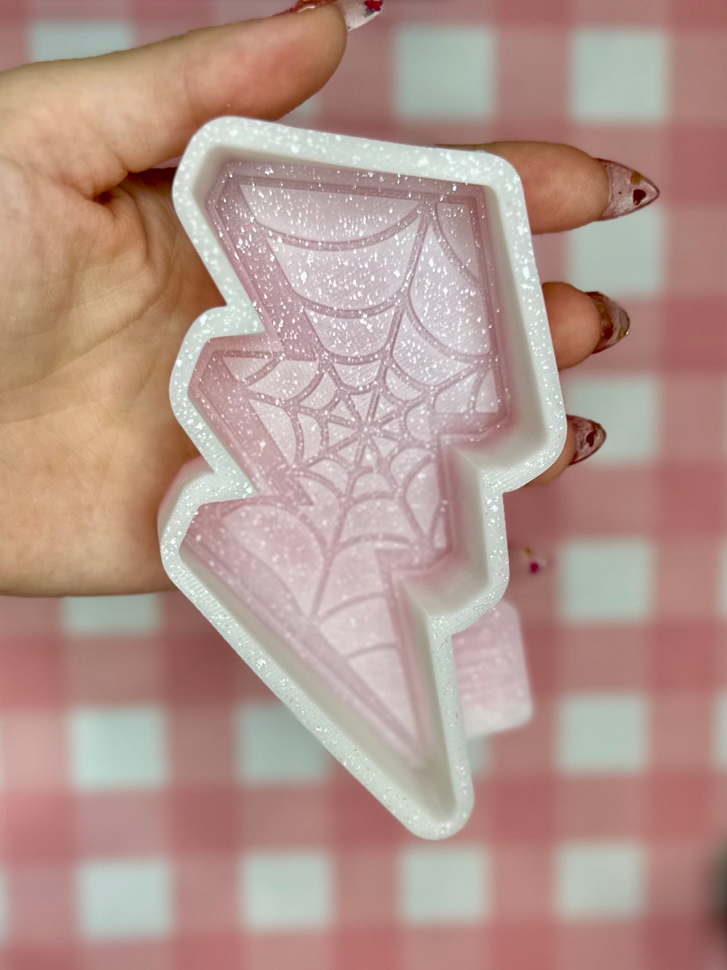 Spiderweb bolt