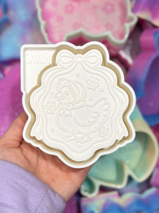 Chicken in bonnet frame