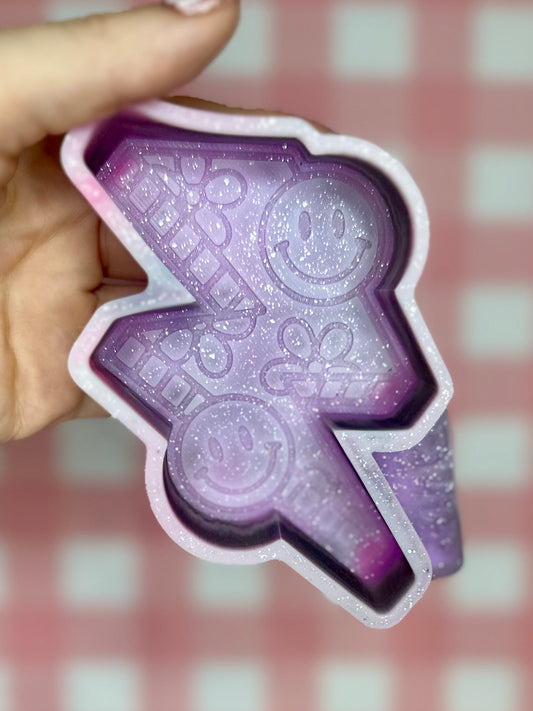 Floral smiley bolt