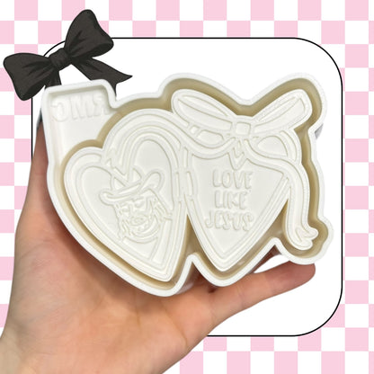 Love like Jesus locket