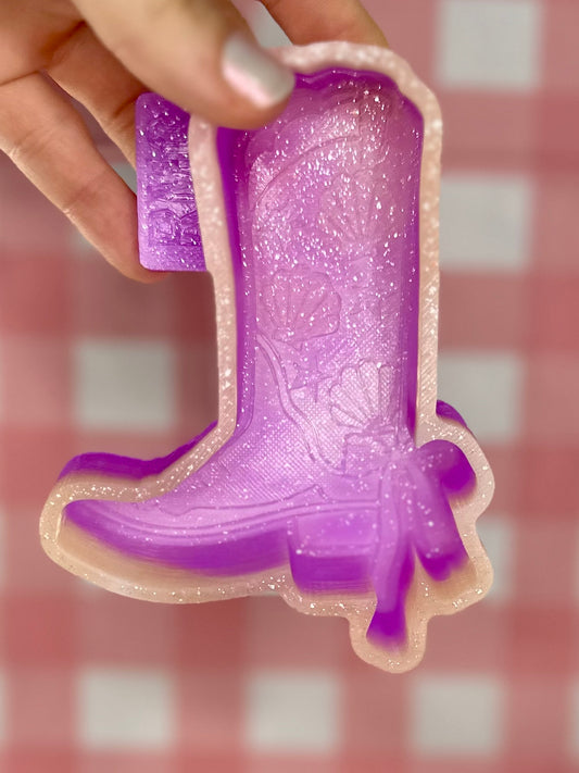 Seashell boot