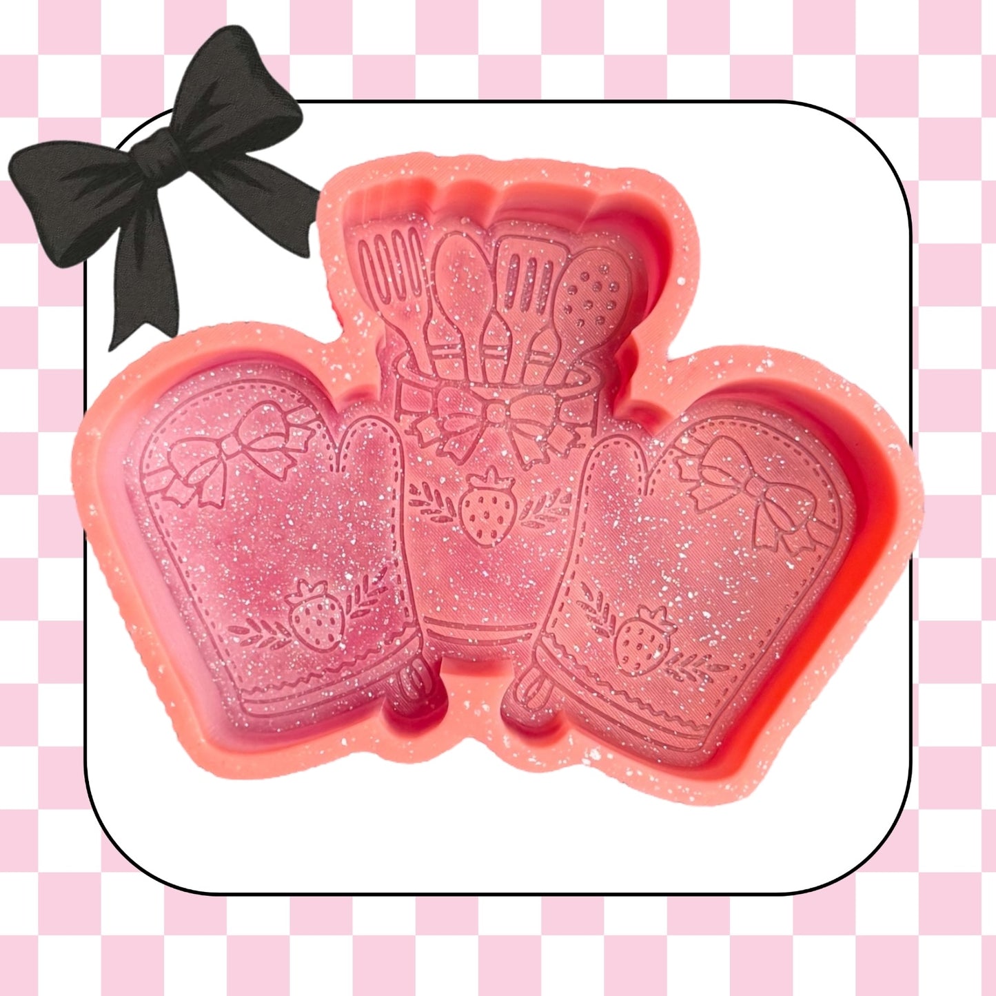 Oven mitts and utensils