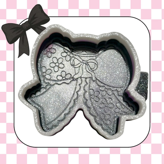 Coffee cup bow