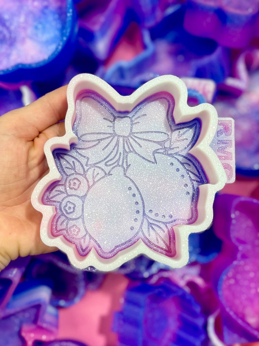 Lemon blueberry bow