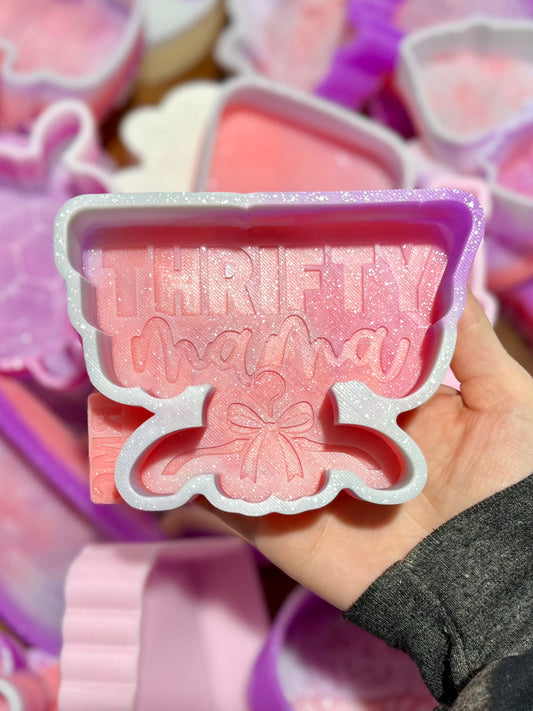 Thrifty mama