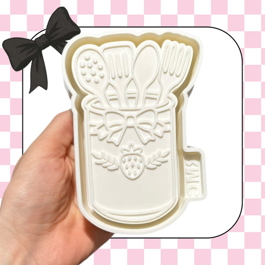 Kitchen utensil holder