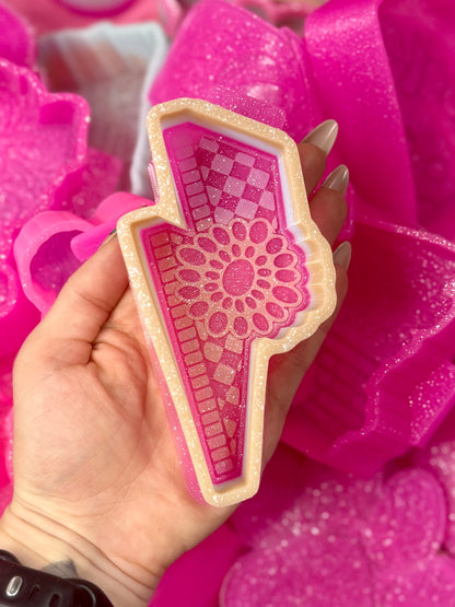 Checkered Turquoise bolt