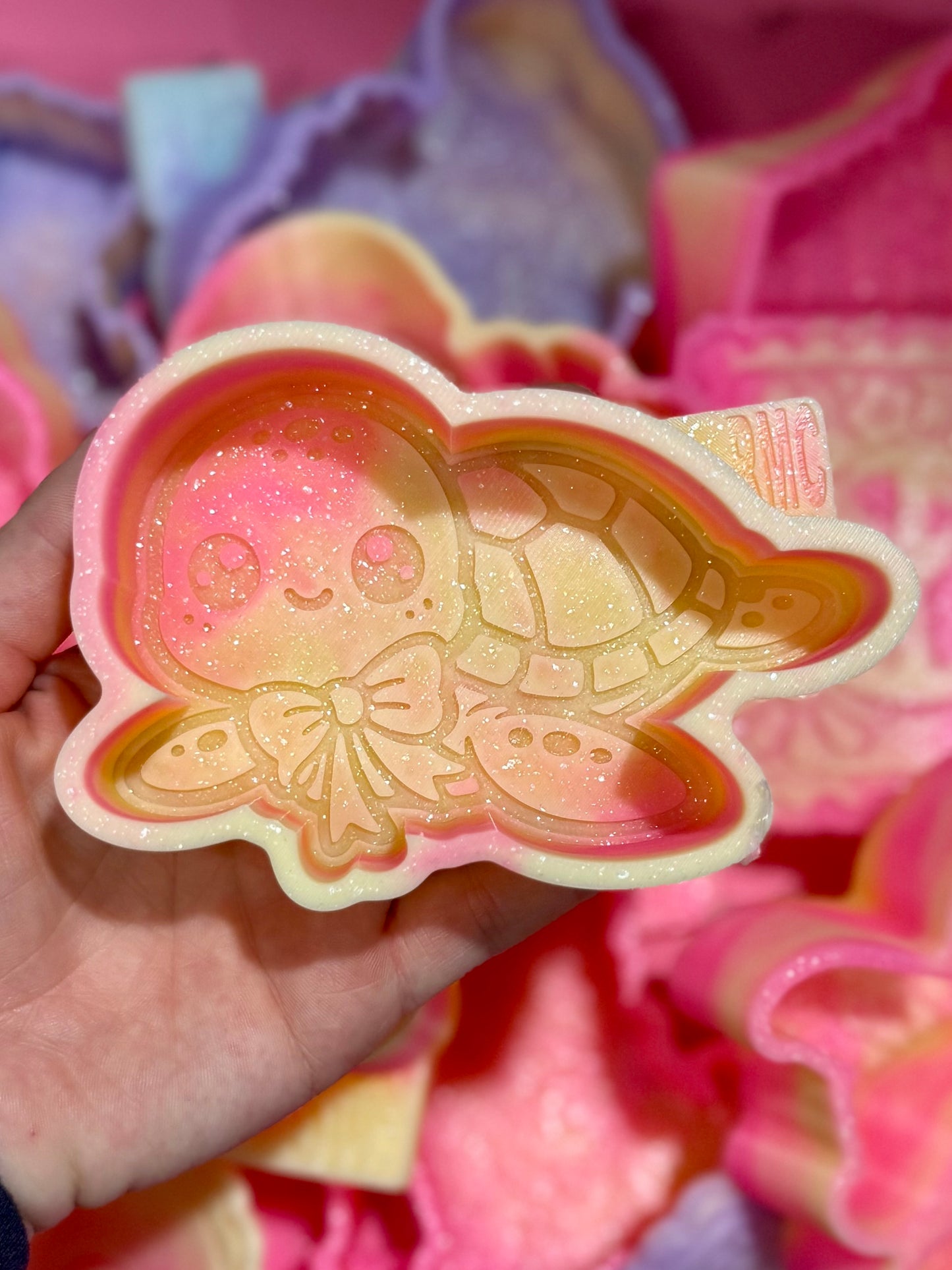 Turtle with bow