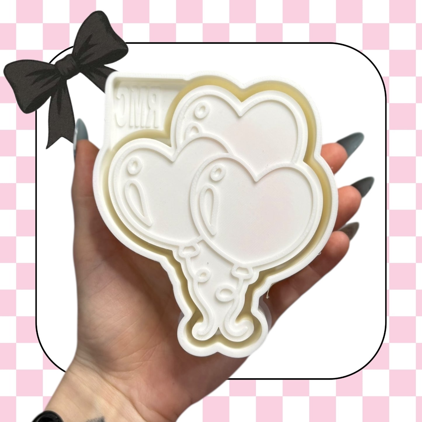 Balloon hearts
