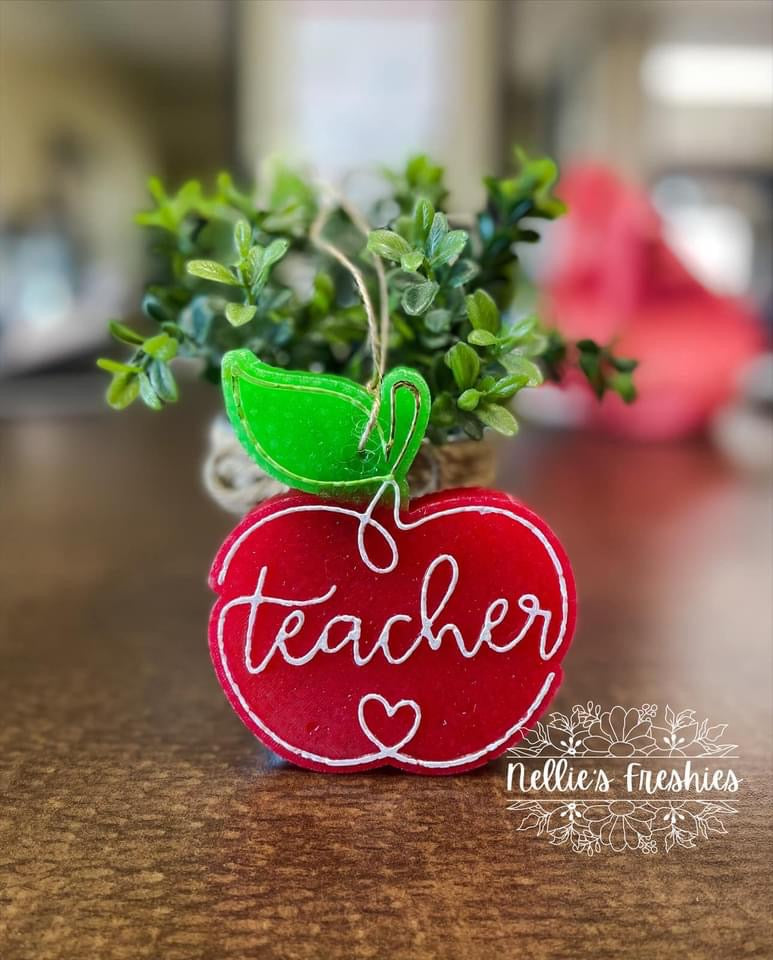 Teacher Apple Vent Clip